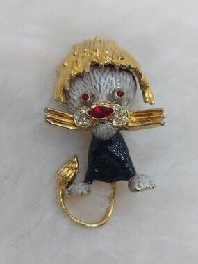 Vintage Lion Gold Tone with Red Rhinestone Brooch